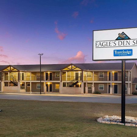 Eagle'S Den Suites Cotulla A Travelodge By Wyndham מראה חיצוני תמונה